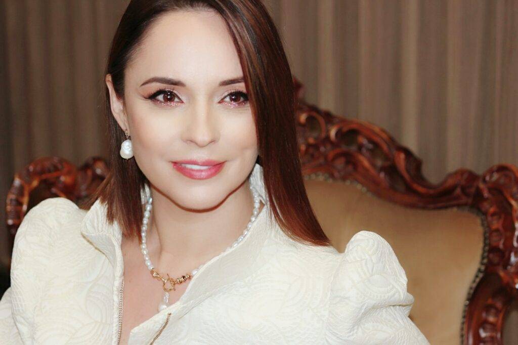 Andreea Marin se întoarce pe micile ecrane! Își era activitatea la TVR