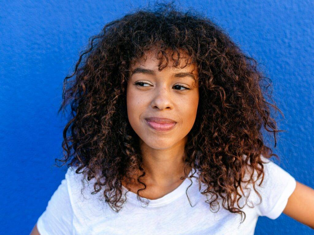 8 remedii casnice pentru părul uscat și deteriorat