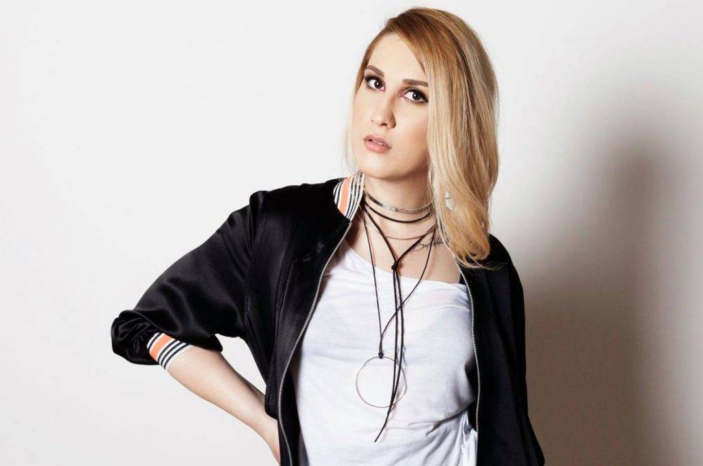 Adda este de nerecunoscut! Și-a făcut o schimbare de look neașteptată