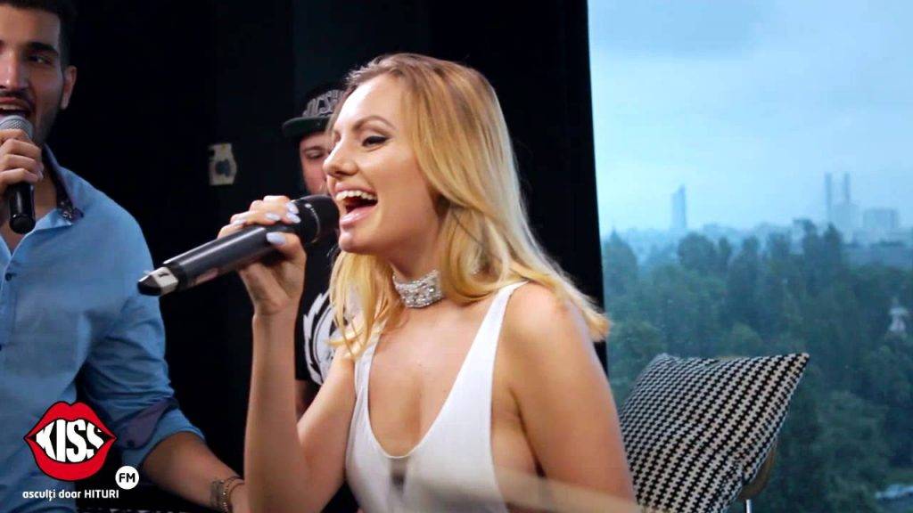 Alexandra Stan suferă după o nouă despărțire: "Mă lupt să nu te urăsc!"