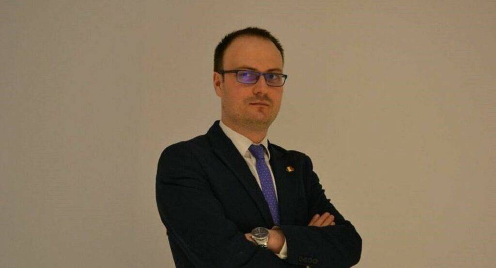 Alexandru Cumpănașu a devenit din nou tată! Soția lui a adus pe lume un băiețel