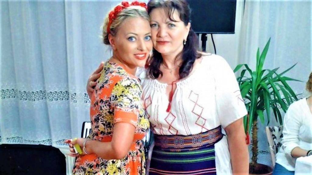 Motiv de veselie în familia Deliei Matache! Mama artistei își aniversează ziua de naștere