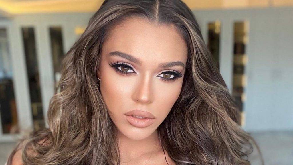 Karmen a fost suprinsă în cel mai romantic mod de soțul său. Cei doi sunt mai îndrăgostiți ca niciodată