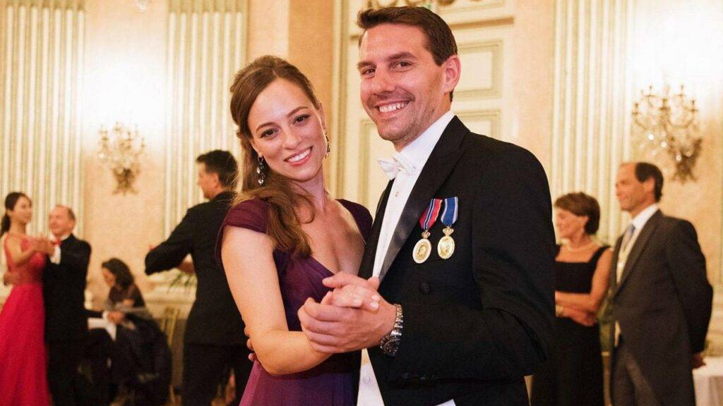 Fostul principe Nicolae a devenit tată! Soția lui, Irina Binder, a născut o fetiță perfect sănătoasă