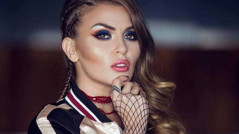 Cât de schimbată este Oana Radu după ce a slabit 65 de kilograme! Artista arată fabulos