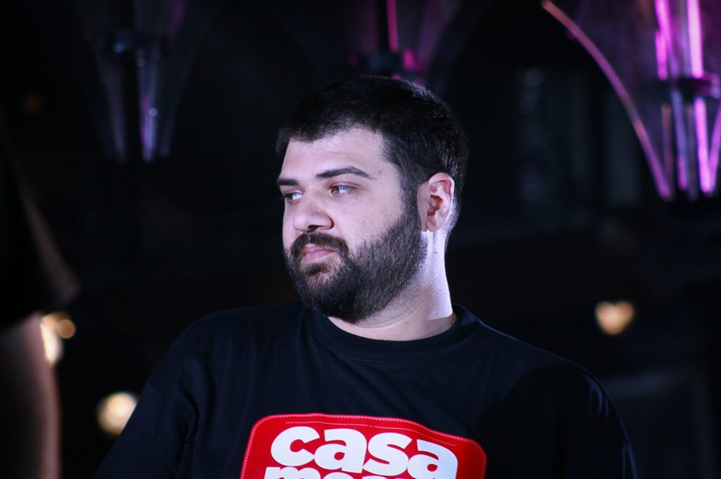 Grasu XXL este burlac! Relația lui de 13 ani cu Laura Andreșan s-a încheiat