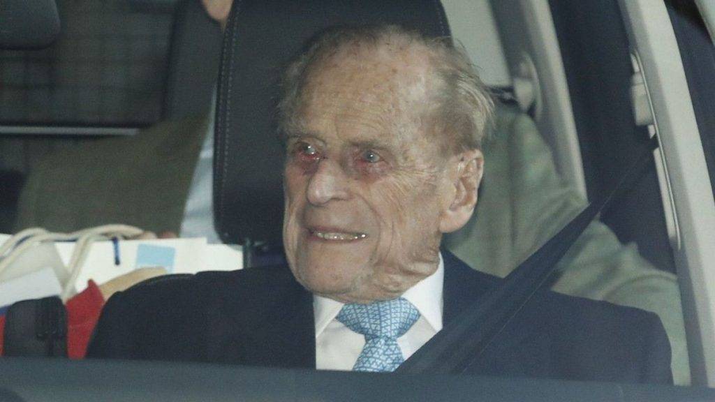 Care au fost pasiunile prințului Philip după ce a fost nevoit să renunțe la Marină?