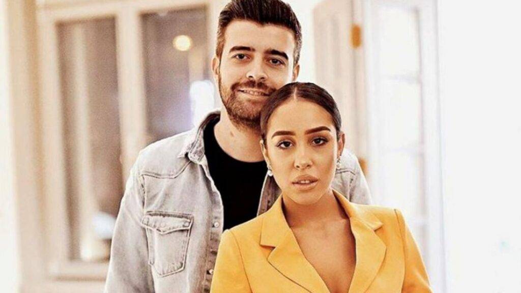 Ștefania a renunțat la inelul de logodnă. Speak a oferit explicația