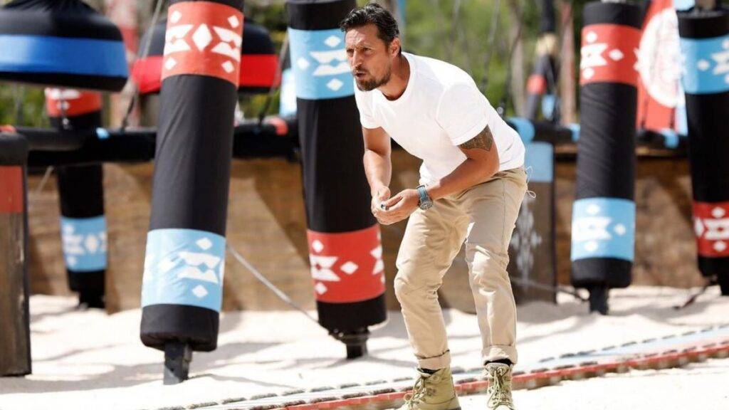 Daniel Pavel are un fiu de 16 ani de care este mândru. Băiatul moștenește spiritul de aventură al tatălui său