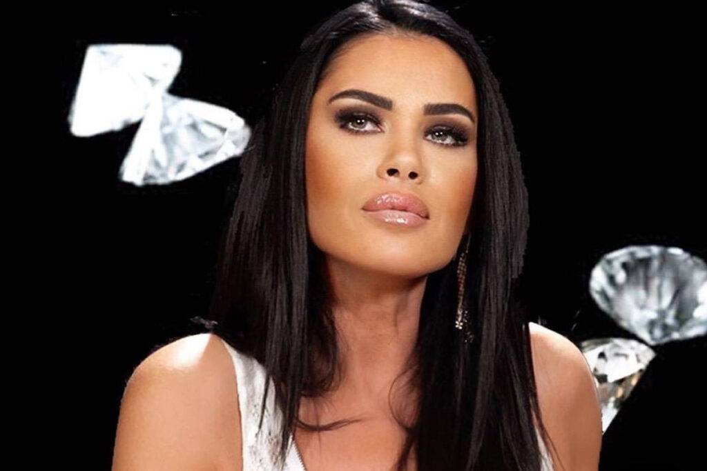 S-a aflat câte operații estetice are Oana Zăvoranu. Vedeta a ținut secret acest detaliu din viața sa