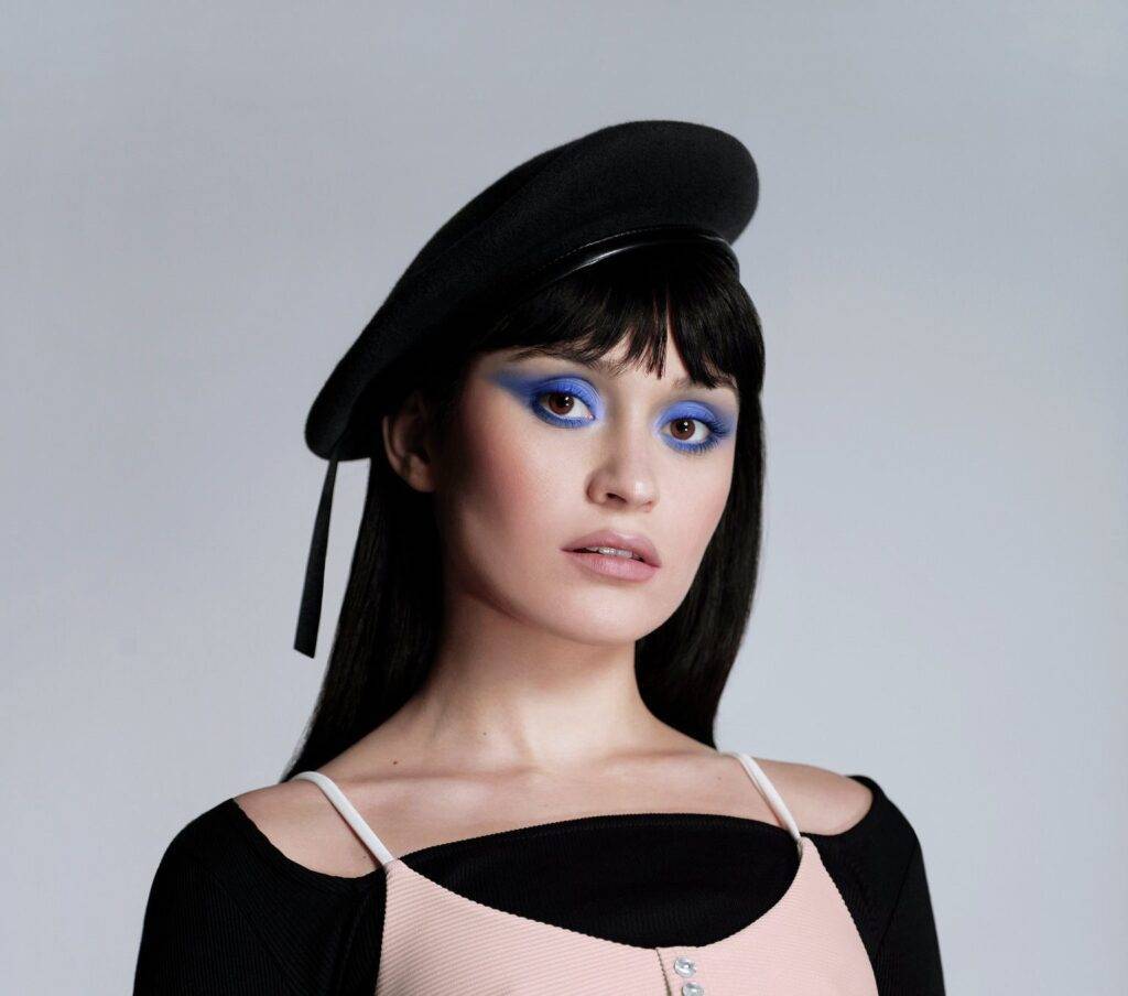 S-a zvonit că Irina Rimes s-a mutat în Franța, dar totul a fost o neînțelegere! Artista a clarificat situația