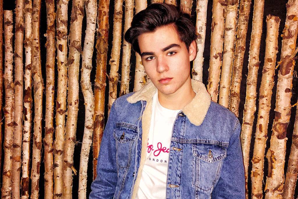 Fiul lui Ștefan Bănică Jr. va participa la emisiunea „Te cunosc de undeva”, unde își va face tatăl mândru