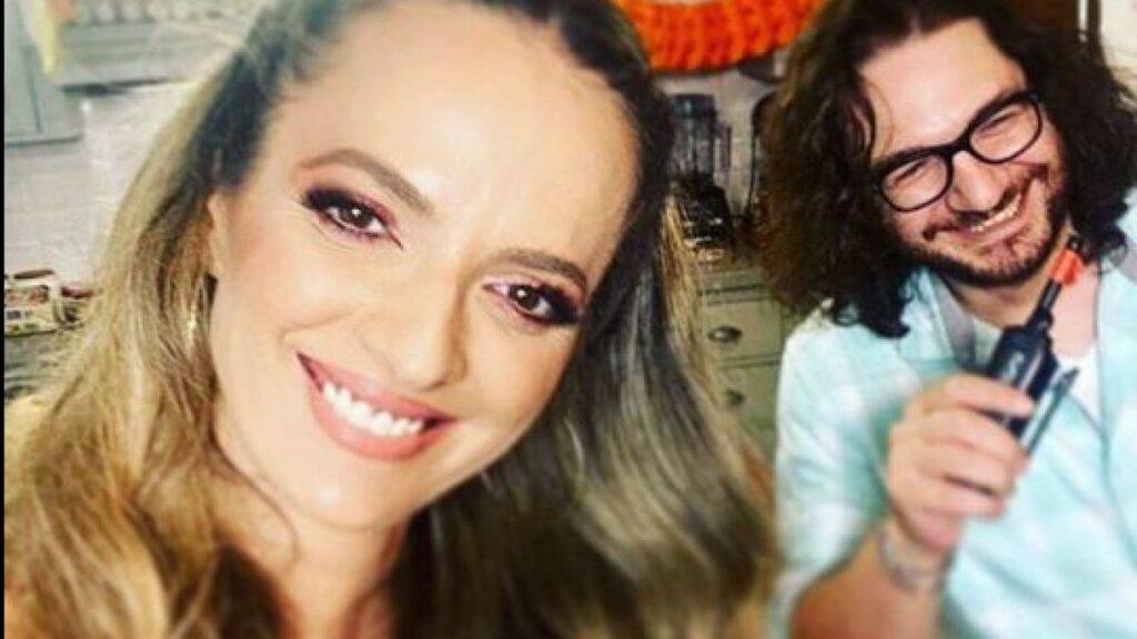 Florin Dumitrescu vorbește despre relația pe care o are cu soția sa, Cristina, dar și despre cum s-au cunoscut