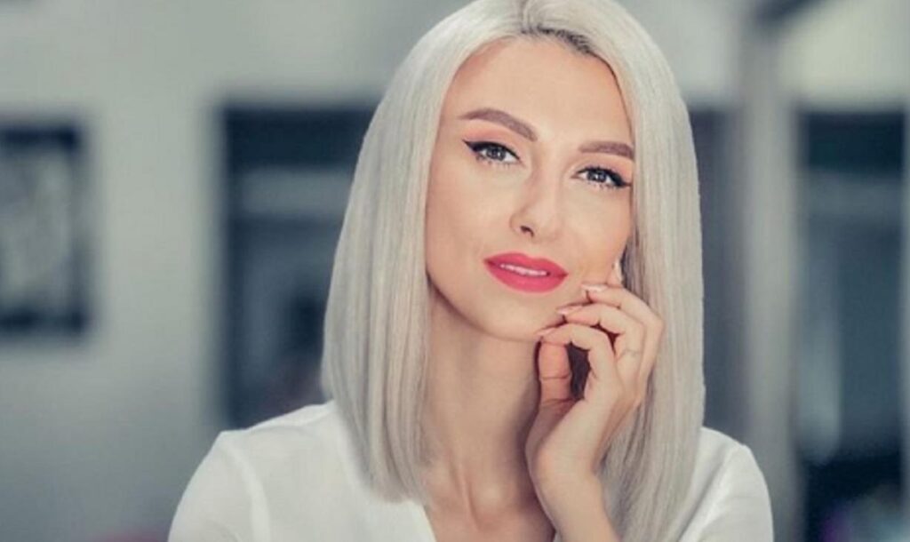 Andreea Bălan s-a urcat pe cântar pentru fanii săi. Câte kilograme are vedeta și cum arată mereu perfect