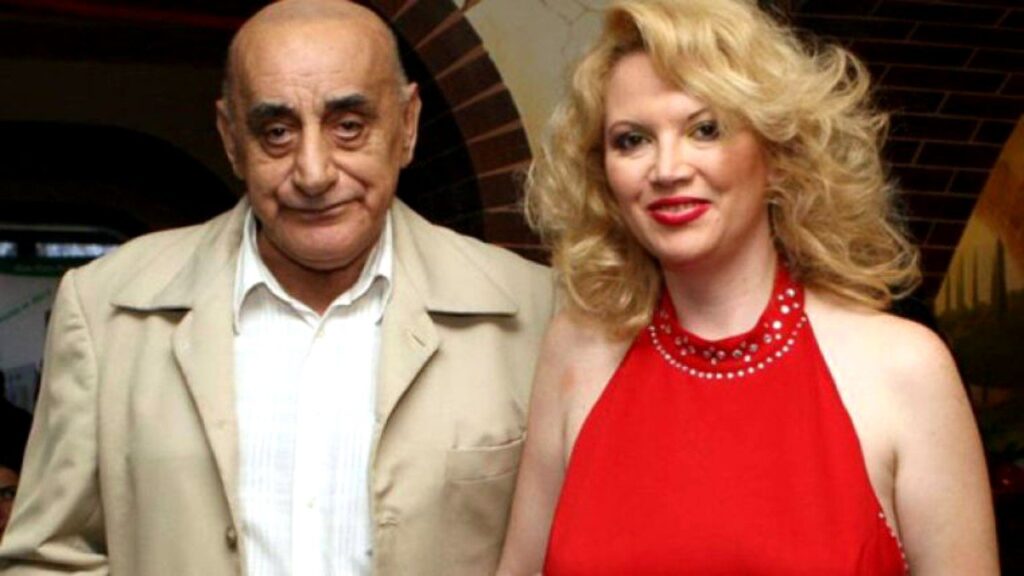 Oana Lis era să fie păgubită cu 5.000 de euro! Soția lui Viorel Lis a fost ținta fraudelor online