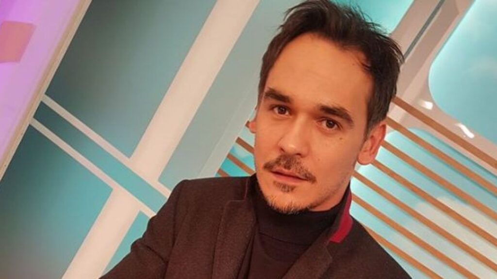 Răzvan Simion și iubita sa, o pereche perfectă la nunta lui Dani Oțil. Cei doi îndrăgostiți nu se mai ascund