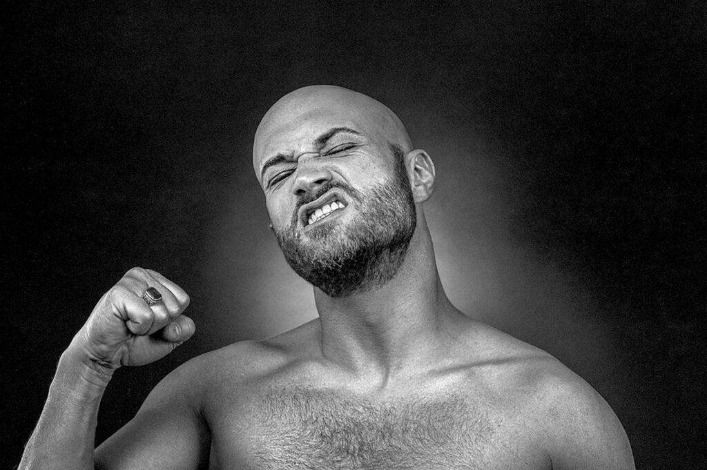 Cine a fost femeia de care Mihai Bendeac s-a îndrăgostit pentru prima dată? Nu v-ați fi așteptat la asta!