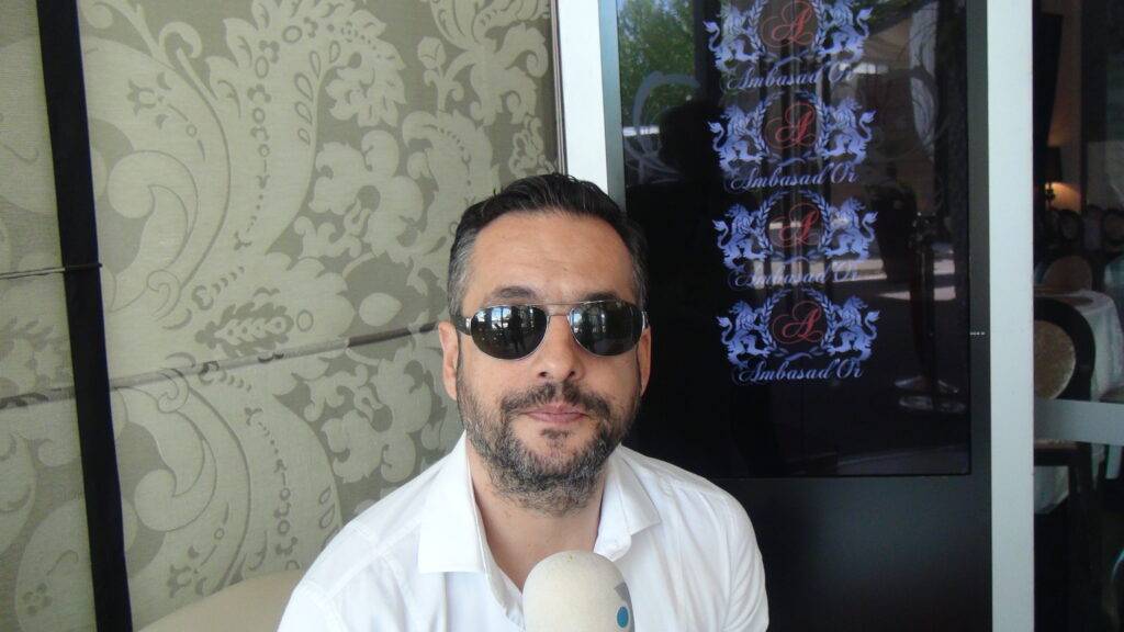 Mădălin Ionescu a ales să împărtășească cu fanii săi realul motiv pentru care a ales să divorțeze