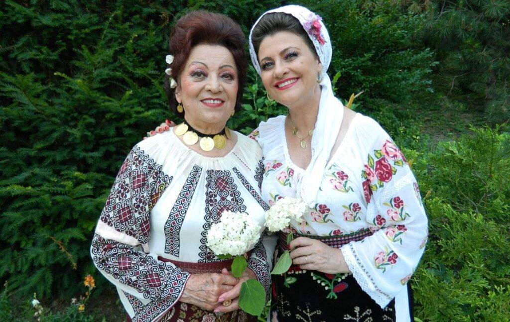 Steliana Sima a organizat o petrecere de zile mari ce a marcat botezul nepotului său