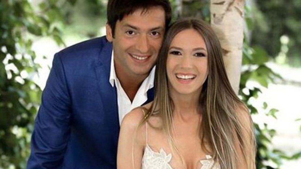 Cum și-au botezat Adela Popescu și Radu Vâlcan bebelușul? Prezentatorul a făcut anunțul