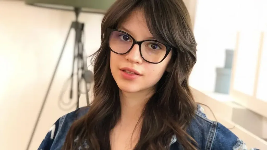 Replicile Cleopatrei Stratan pentru toate reproșurile făcute de internauți din cauza alegerilor făcute la nuntă