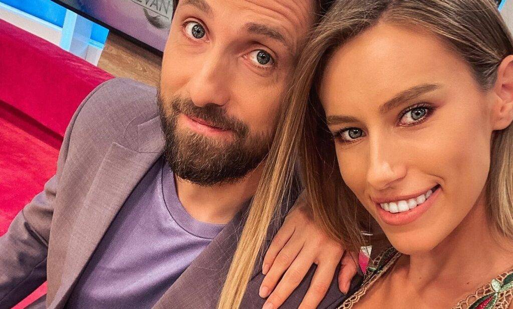 Gabriela și Dani Oțil au scurtat vacanța și s-au întors mai devreme acasă. Care a fost motivul?