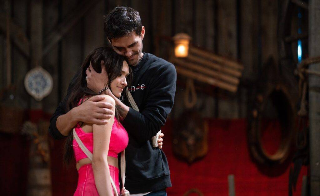 Este oficial pentru toată lumea! George Burcea și Viviana Sposub sunt în continuare împreună