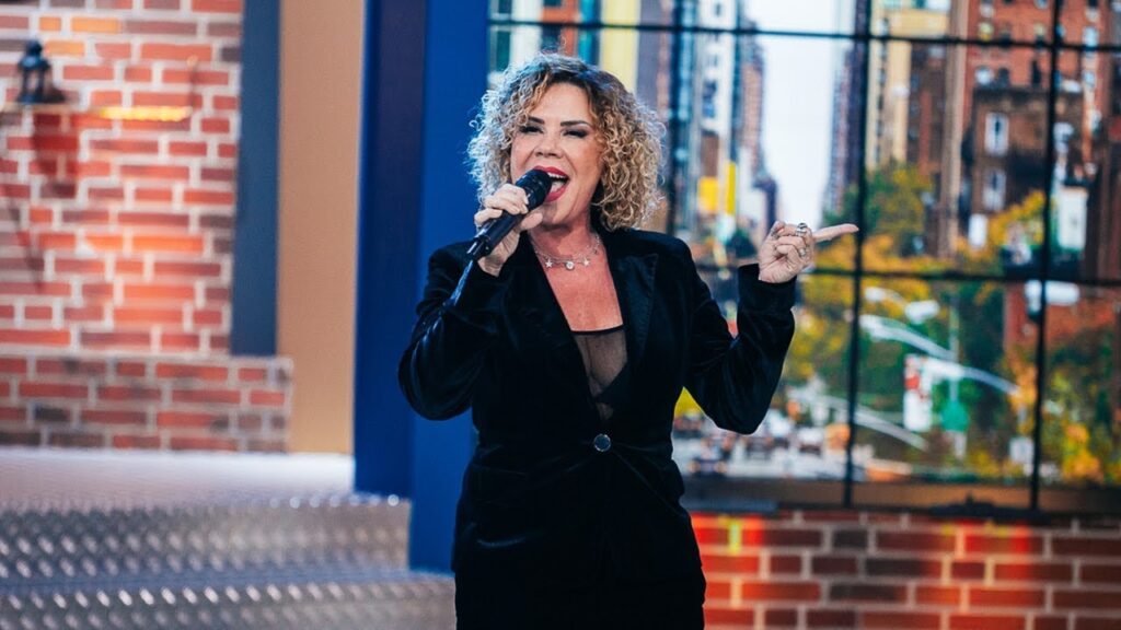 Luminița Anghel a dezvăluit dacă are sau nu operații estetice. La 52 de ani, artista arată incredibil