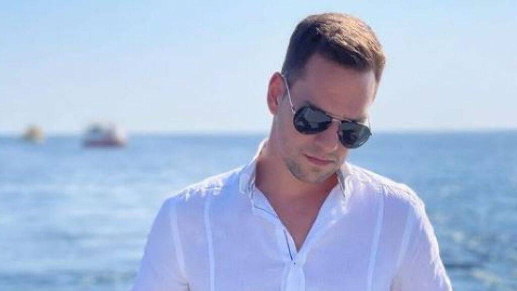 Vlad Gherman pregătește o nouă surpriză muzicală pentru fanii săi. Când va lansa noua piesă și alături de c