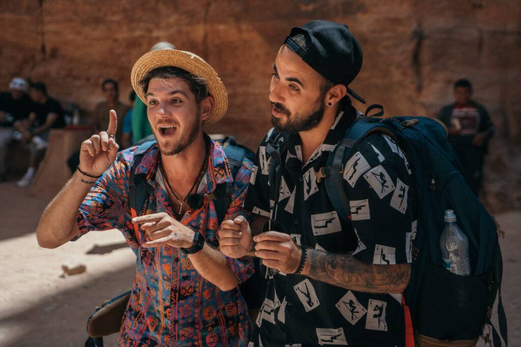 Ce a pățit Emi de la Noaptea Târziu, după participarea la Asia Express! Cum se comportă românii cu el în trafic