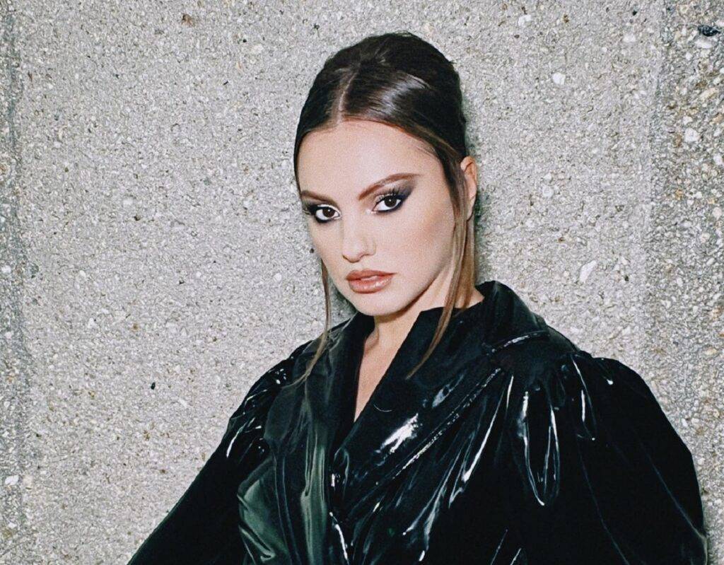 De ce s-a căsătorit Alexandra Stan cu Emanuel Necatu! Artista a recunoscut, în sfârșit