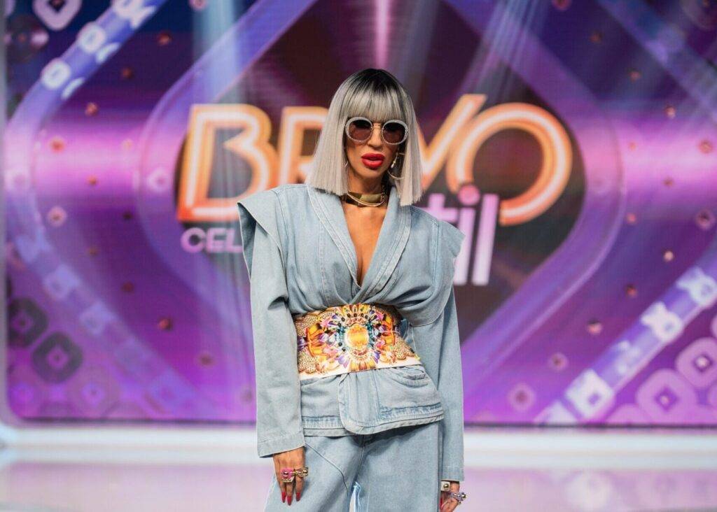 Adevărul din viața Ralucăi Bădulescu. Ce case de modă evită și cât timp stă în realitate pe social media