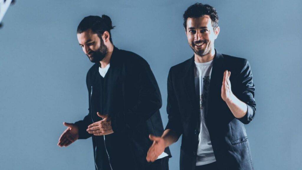 Imagine inedită postată de Smiley, din anul 2000, pe când făcea muzică alături de Marius Moga. Cum arăta studioul lor