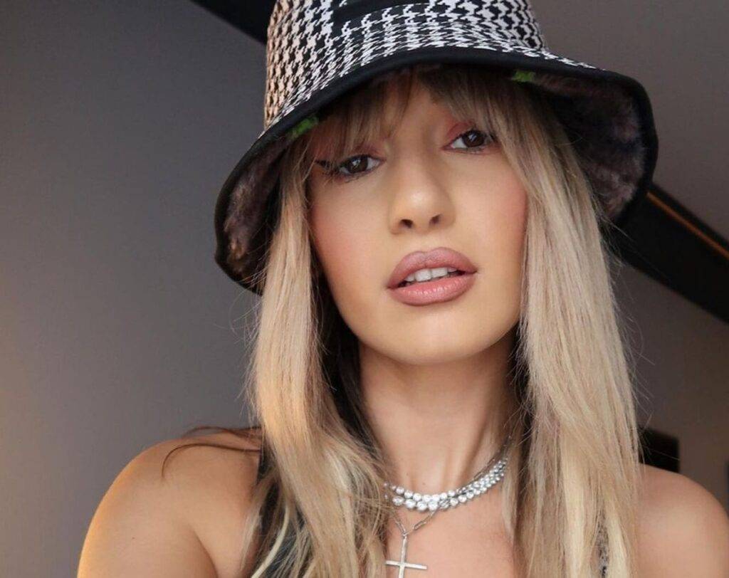 Astăzi este ziua de naștere a Alinei Eremia. Mesajele primite în mediul online de la prieteni și alte vedete