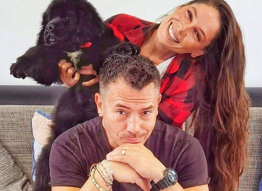 Ce surpriză a avut Răzvan Fodor atunci când s-a vaccinat cu doza 3. Bradul centrului de vaccinare, unic