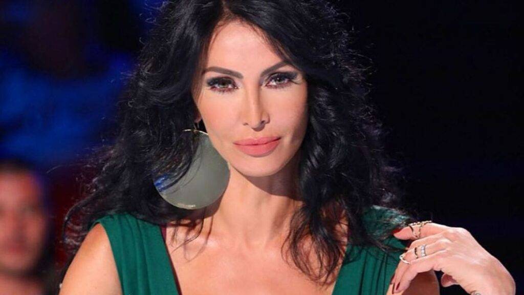 Mihaela Rădulesc nu s-a dat înapoi de la muncă niciodată. A fost chiar și șofer de taxi