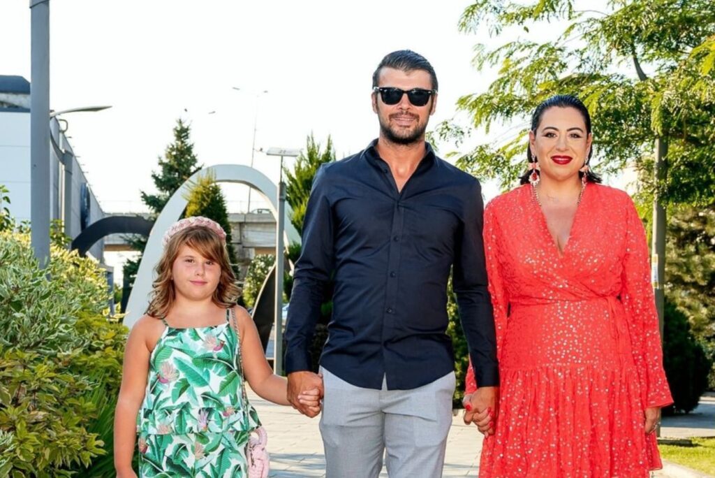 Oana Roman, supărată în mediul online. Neagă zvonurile conform cărora ea și Marius Elisei s-ar fi certat