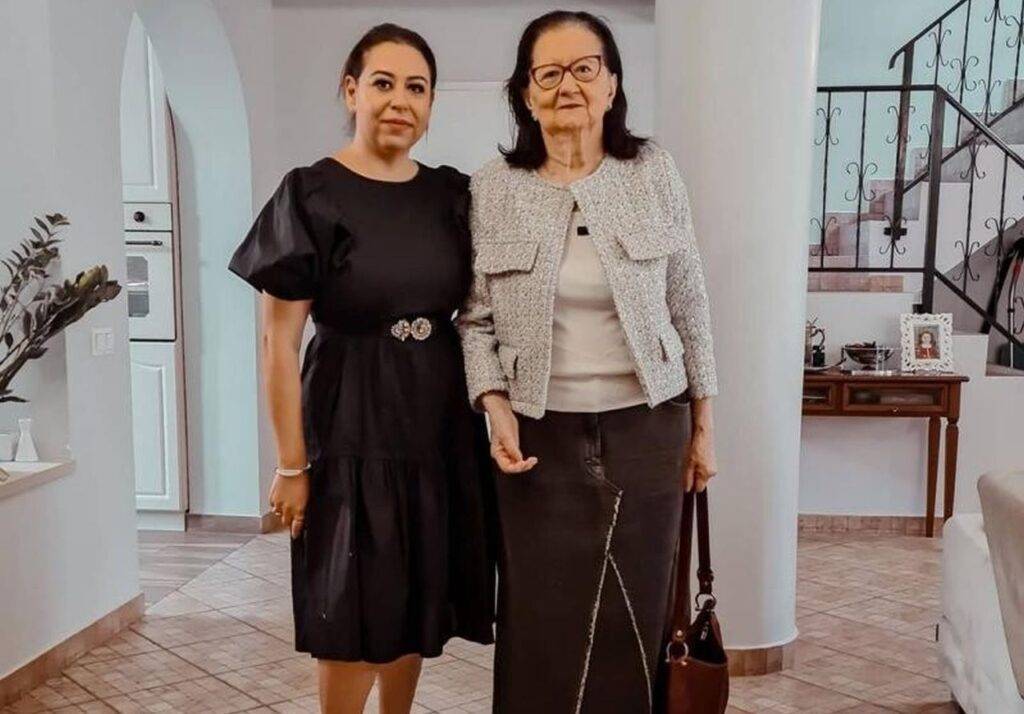 Oana și Mioara Roman