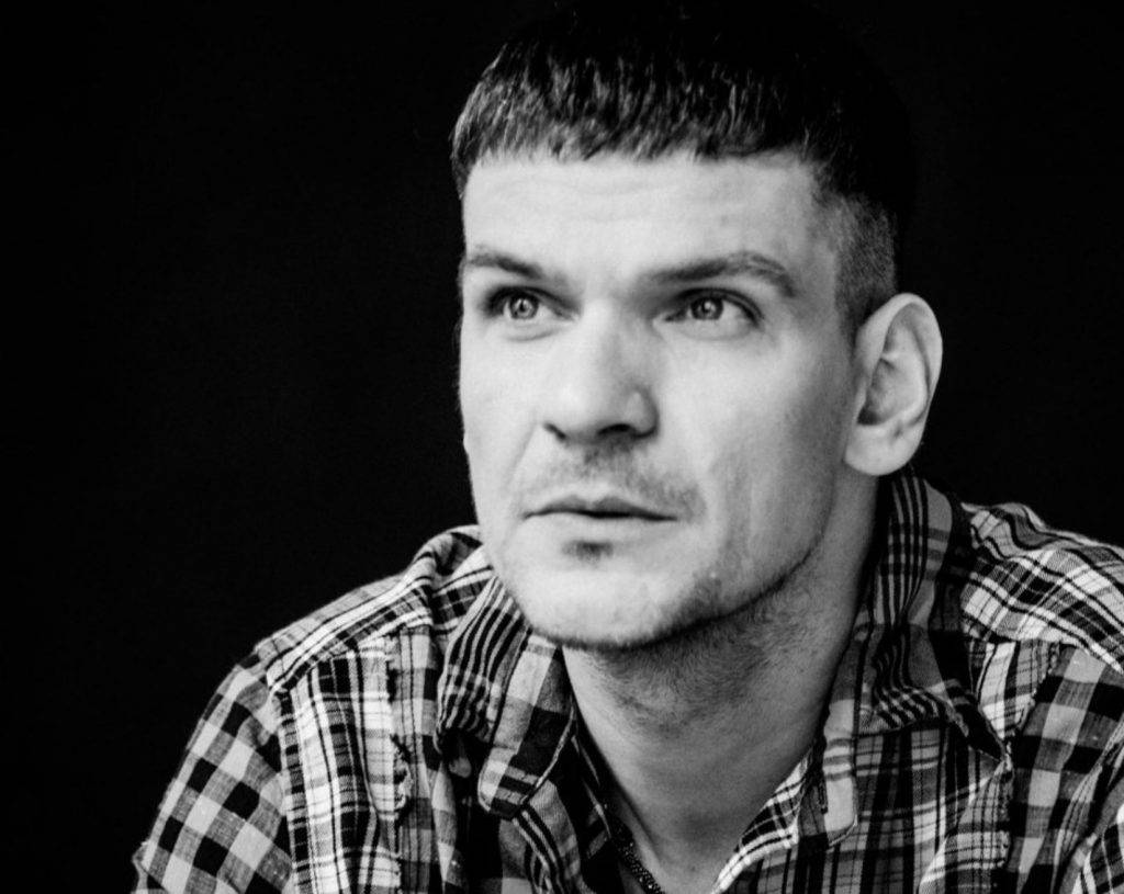 Tudor Chirilă și relația complicată pe care a avut-o cu școala. Artistului i-a displăcut matematica dintotdeauna