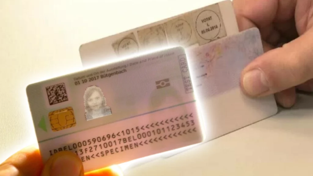 Schimbări importante la cărțile de identitate! Din 2024 românii vor primi buletine electronice