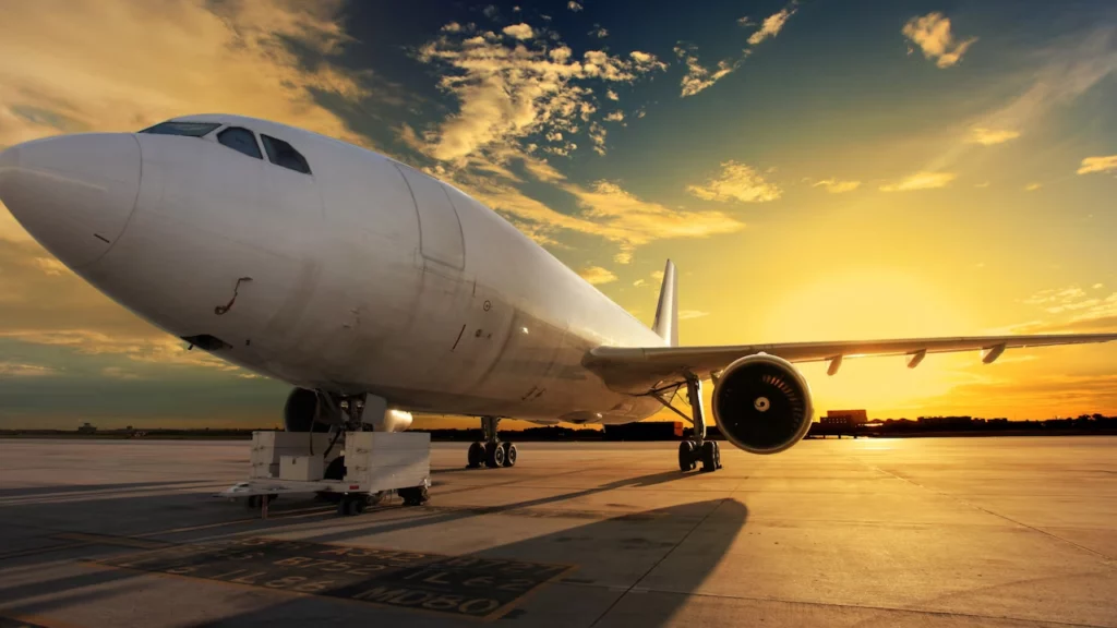 Nouă companie pe aeroportul din Brașov! Fly Lili aduce noi zboruri și destinații începând cu Iunie 2024