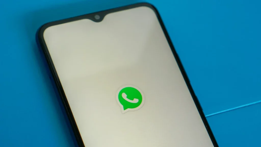 WhatsApp se transformă din martie! Noi funcții și interoperabilitate cu alte aplicații